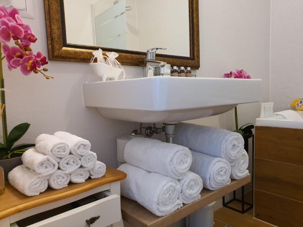 Executive Apartment Avantgarden Coresi Брашов Екстериор снимка